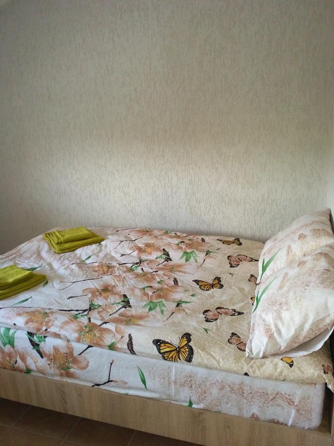 Motel Lutsʼk Extérieur photo