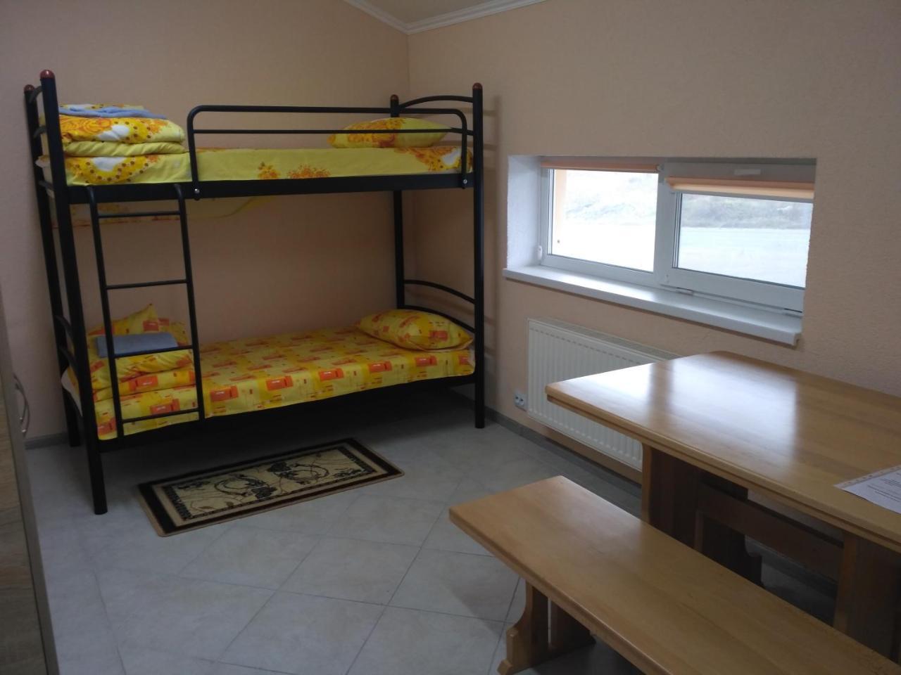 Motel Lutsʼk Extérieur photo